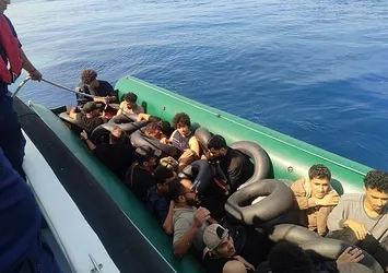 Çanakkale'de 74 düzensiz göçmen yakalandı