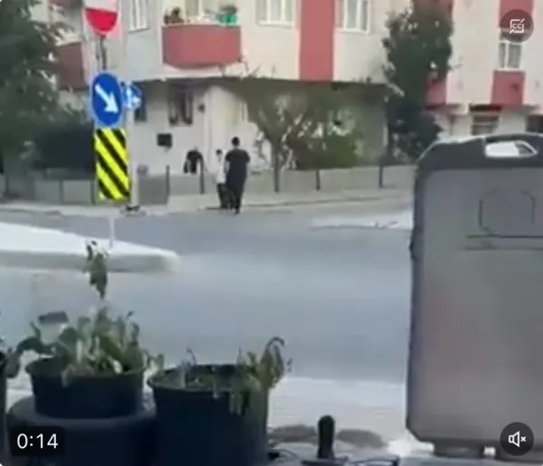 siginmaci-dusmanlarinin-algi-operasyonu-ellerinde-patladi-1694291410027.jpg Sığınmacı düşmanlarının algı operasyonu ellerinde patladı! - 2