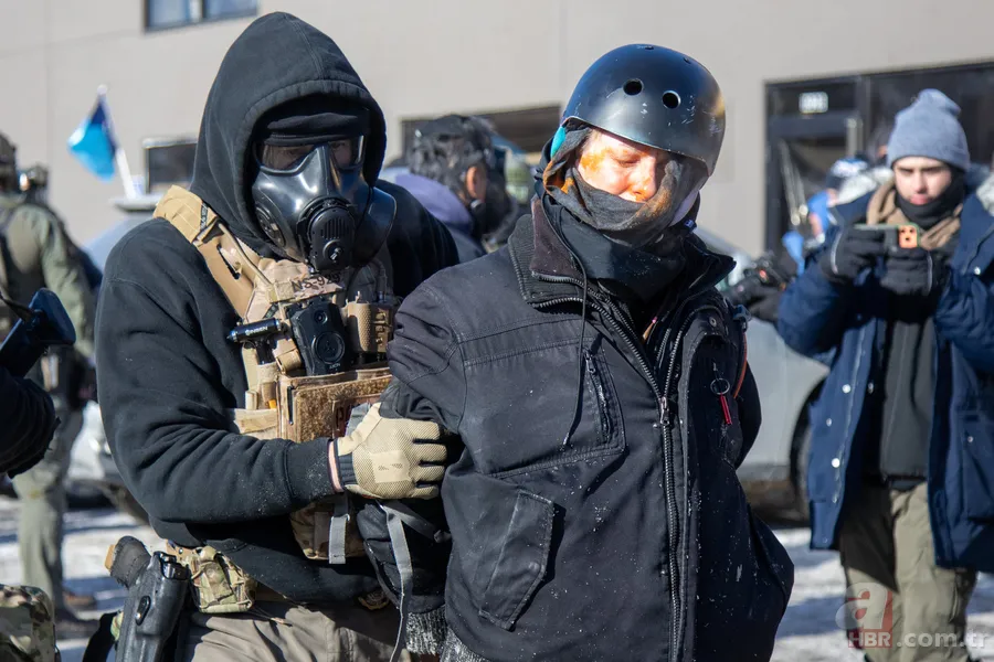 ABD’de sokaklar yangın yeri! Trump’ın göç baskınlarında ikinci ölüm: Minneapolis’te neler oluyor? 17