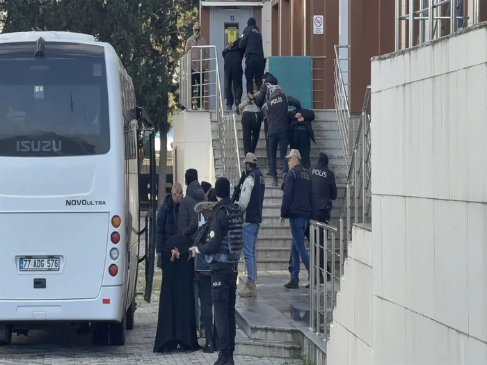 Kendi babalarına ölüm fermanı, annelerine zorla evlilik! DEAŞ’ın infial yaratan Yalova planı - 7