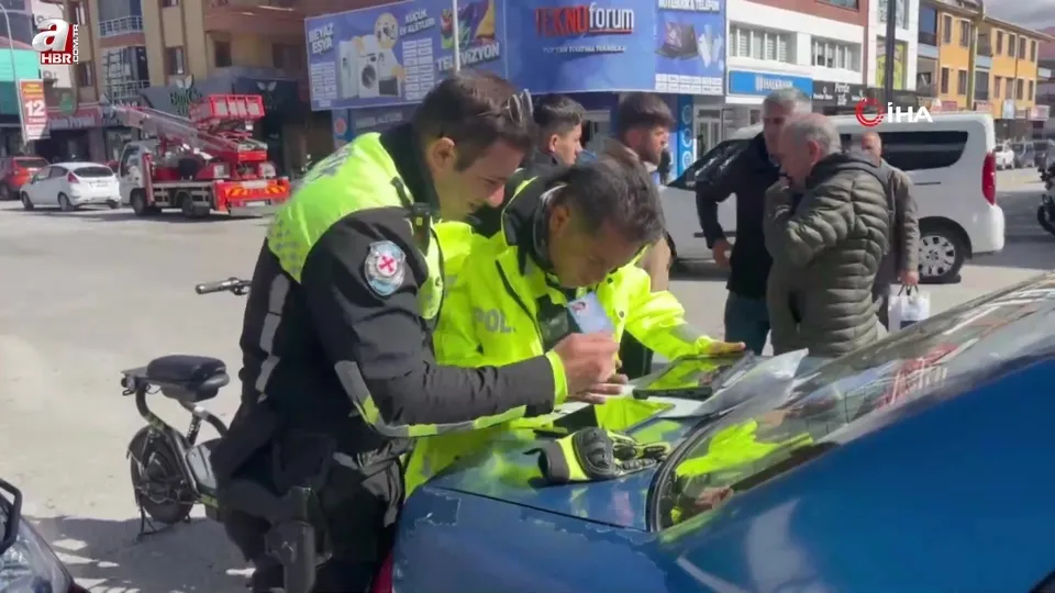 Erzincan’da motosikletlilere sıkı denetim