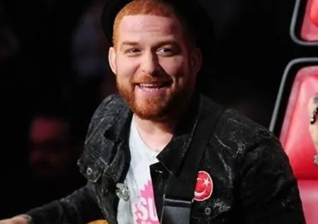 O Ses Türkiye'nin jürisi Athena Gökhan 13 yıllık eşinden boşandı!