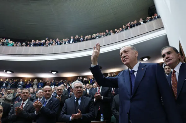 Son dakika: 2023 yılının ilk AK Parti Grup Toplantısı | Başkan Erdoğan müjdeyi verdi: Emekli ve memura zammı yüzde 30’a yükseltti