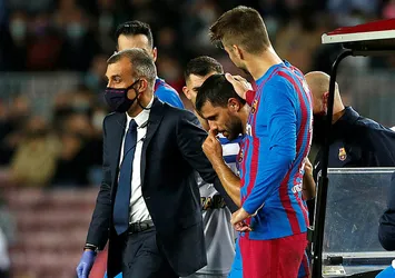 Sergio Agüero hastaneye kaldırıldı! Maçın ilk yarısında nefes almakta zorlandı