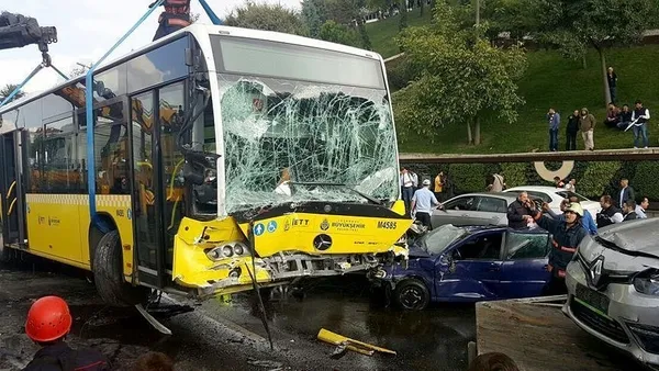 istanbuldaki-metrobus-facialarinin-ardindan-ibb-yetkilisinden-flas-aciklama-ak-parti-donemindeki-sistem-kullan-1663587056797.jpg İstanbul'daki metrobüs facialarının ardından İBB yetkilisinden flaş açıklama! AK Parti dönemindeki sistem kullanılmıyor - 8