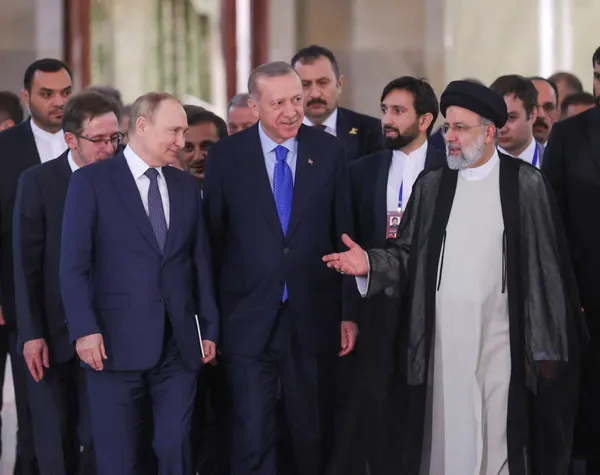 1658316392798.jpg Başkan Erdoğan ile Putin'in samimi sohbeti! Kameralara böyle yansıdı - 4