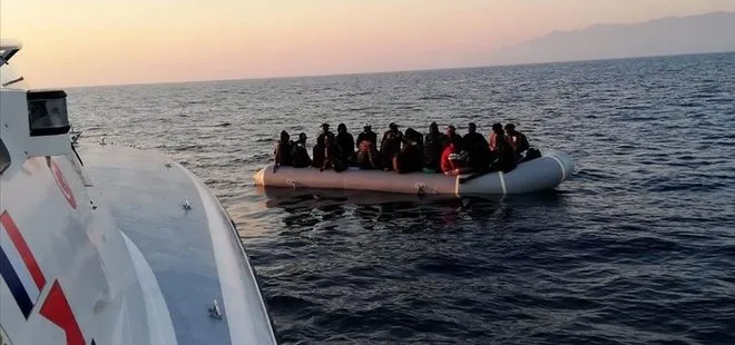 İzmir’de Türk kara sularına itilen 22 sığınmacı kurtarıldı