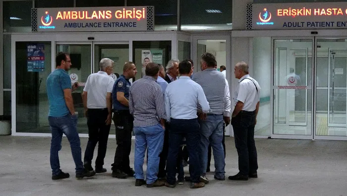 Düğünde birbirlerine girdiler! Damat karakola gelin hastaneye gitti - 1