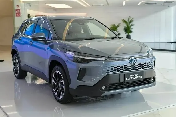Toyota’dan mayıs ayı indirimleri açıklandı! İşte 2024 Model sıfır Toyota modelleri paket paket güncel fiyatları…