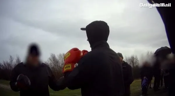 İngiltere’de o grup eski askerlerden ordu kurdu! Savaş çağrısı sokağa döktü