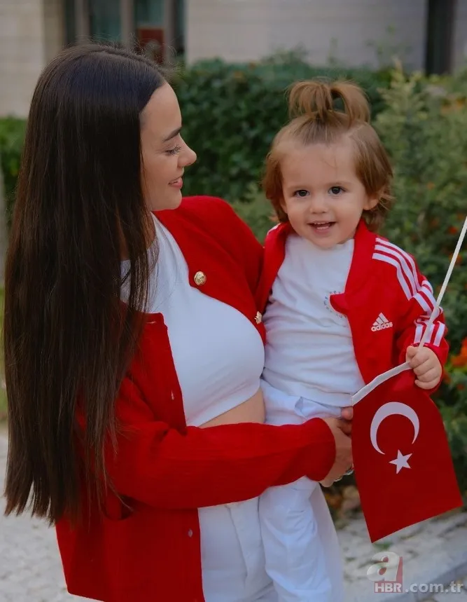 Ünlü oyuncu Hande Soral'dan şaşırtan açıklama! Kız kardeşi Bensu Soral'a çağrıda bulundu... 9