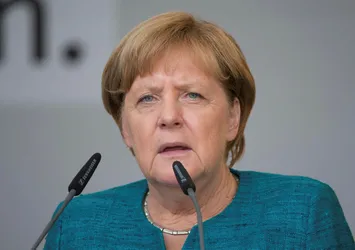 Merkel'den 100 milyar euroluk şantaj