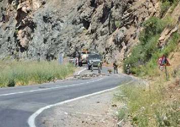 Teör örgütü PKK, 2 uzman çavuş ile 2 sivili kaçırdı