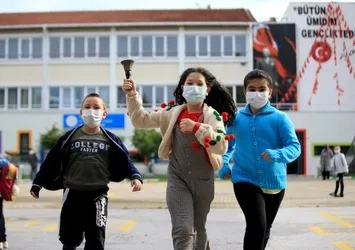 Eğitim öğretim dönemi bugün sona eriyor! 18 milyon öğrenci için tatil başlıyor