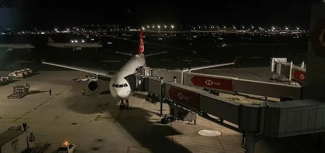 Londra’dan tahliye edilen 105 yolcu THY uçağı ile İstanbul’a geldi!