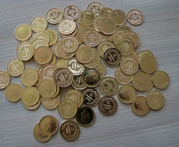 1628870447135.jpg Altın ve Euro alacaklar dikkat! İçine bakır karıştırıp sahtelerini piyasaya sürdüler - 2