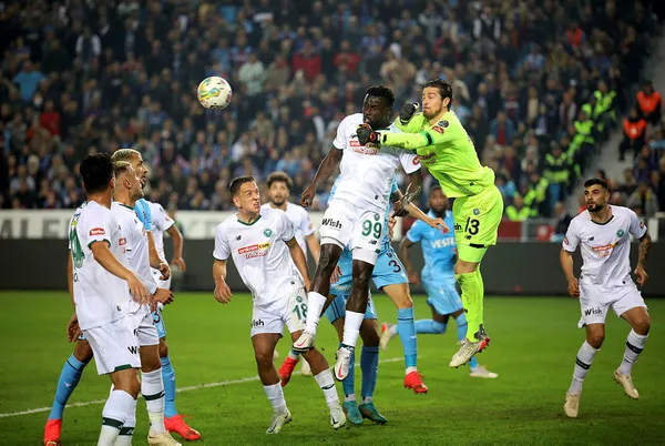 trabzonda-puanlar-paylasildi-trabzonspor-2-2-konyaspor-mac-sonucu-ozet-1667762033114.jpg Trabzon'da puanlar paylaşıldı! Trabzonspor 2-2 Konyaspor (MAÇ SONUCU-ÖZET) - 4
