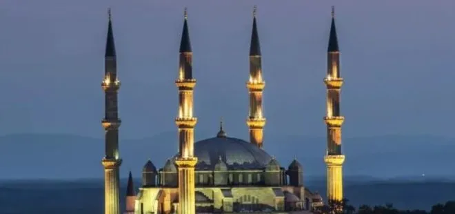 Selimiye Camisi’nde ilk sabah namazı kılındı