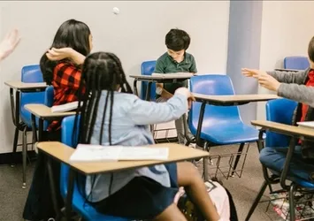 MEB'den akran zorbalığına karşı eğitim