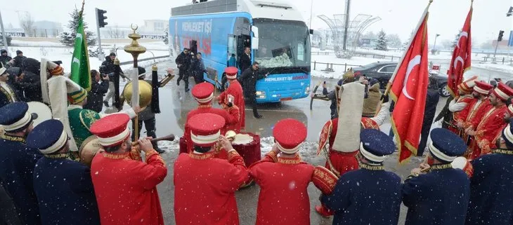 Başkan Erdoğan'a Erzurum'da sıcak karşılama