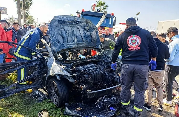 israilden-ust-duzey-hamas-yetkilisine-suikast-iha-saldirisiyla-aracini-hedef-aldilar-1739796904728.jpg Foto: AA