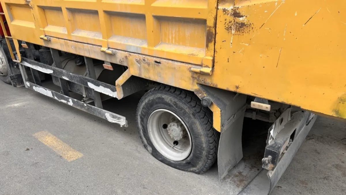 Sultangazi'de iş yerine silahlı saldırı