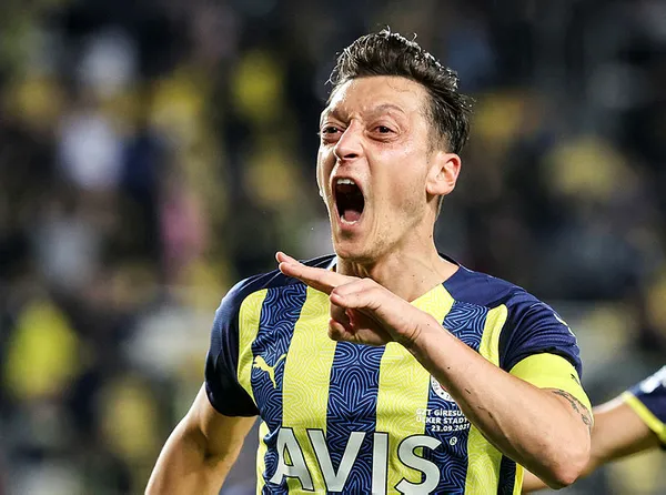 Pereira'dan Trabzonspor maçı için Mesut Özil'e özel görev! - 4