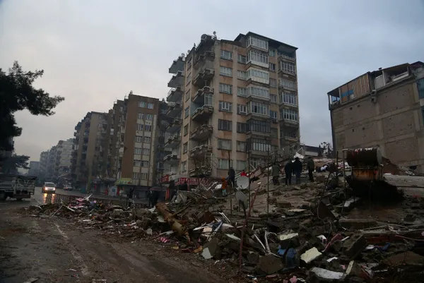 1676022393873.jpg Kahramanmaraş depreminden etkilenen 13,5 milyonluk nüfus onlarca ülkeden daha fazla! Belçika, İsveç ve Avusturya gibi Avrupa ülkeleri de listede - 2
