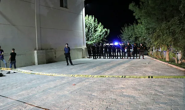 Son dakika: Denizli'de kuruyemiş fabrikasında patlama: 2 ölü, 3 yaralı - 2