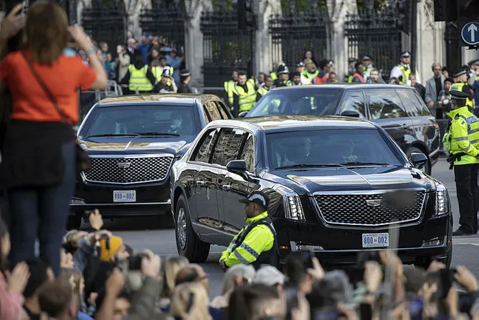 ABD Başkanı Joe Biden Kraliçe 2. Elizabeth’in naaşını ziyaret etti