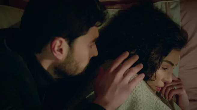 Hercai bu sahneyle sosyal medyayı salladı: Geldin, yanımdasın VİDEO