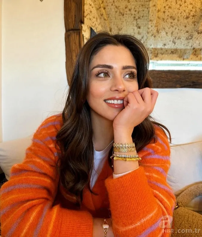 "Tıpatıp aynısı" Sıla Türkoğlu'nun annesiyle benzerliği şaşkına çevirdi! 4