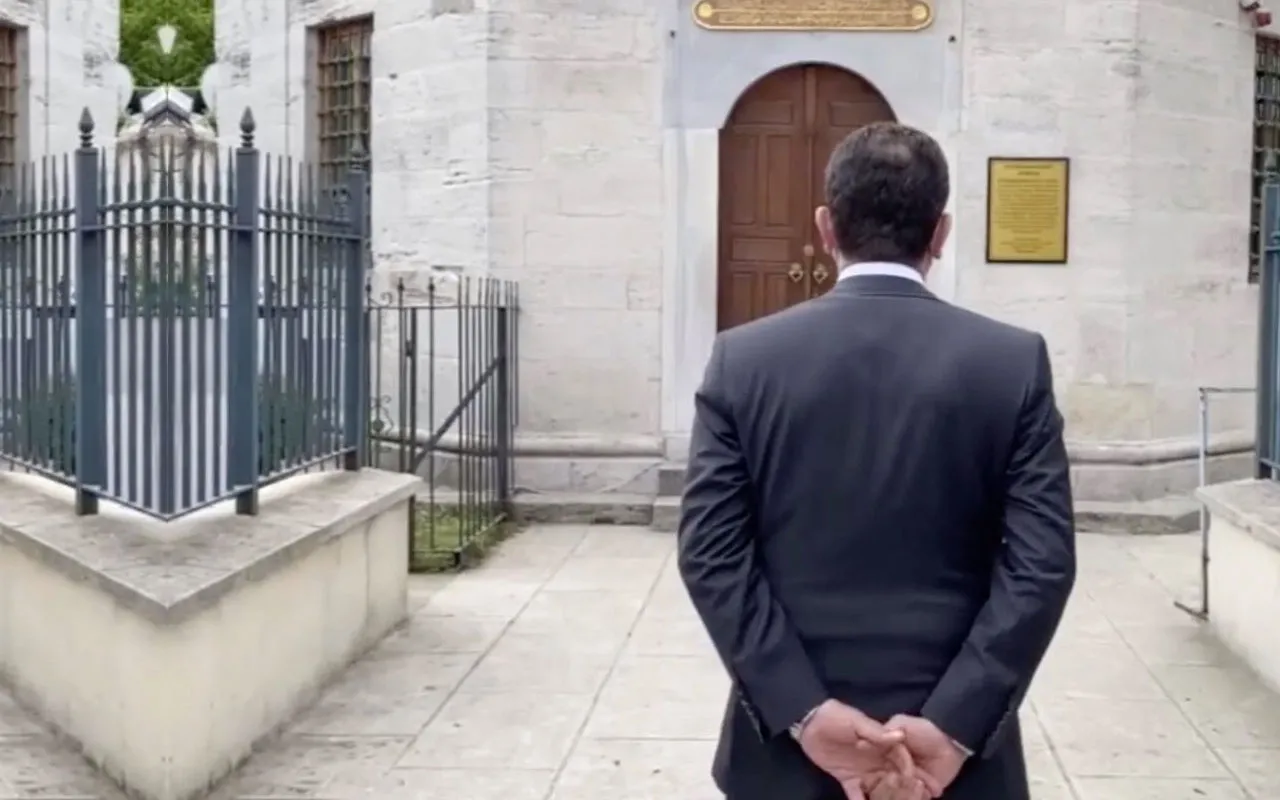 İhanet farklı başrol aynı! İmamoğlu'nun Osmanlı düşmanlığı dinmek bilmiyor! İşte "HMD" markasının perde arkası...