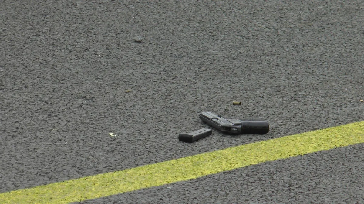 Adliye önünde boşanma davası sonrası kavga: 5 yaralı