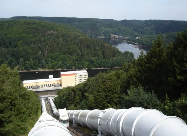 Avrupa’ya ham petrol taşıyan Drujba boru hattındaki sızıntı hakkında flaş açıklama! 3. tarafların müdahalesi var mı?