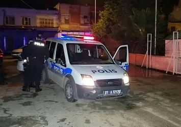 Hırsızlıktan aranıyordu suçüstü yakalandı!