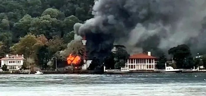 Tarihi Vaniköy Camii’ndeki yangının nedeni belli oldu