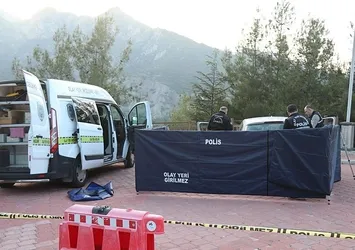 Damar yolu açtırıp ilaç enjekte ederek intihar etti