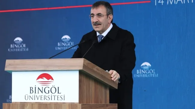 cumhurbaskani-yardimcisi-cevdet-yilmaz-yerel-yonetimlerde-ak-parti-kendini-ispat-etmistir-1711737484196.jpg Cumhurbaşkanı Yardımcısı Cevdet Yılmaz: Yerel yönetimlerde AK Parti kendini ispat etmiştir - 6