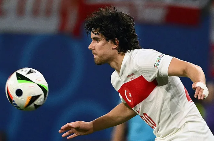 Vincenzo Montella’dan UEFA’ya net tepki: Türk gururunu dizginleyemezler! Bu bizi motive edecek