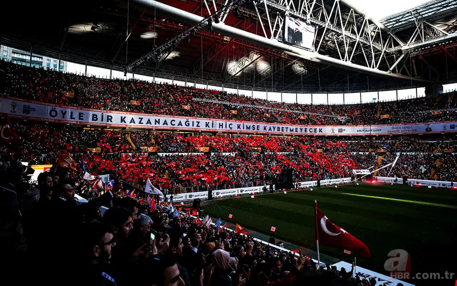 Başkan Erdoğan'a coşkulu karşılama! AK Parti'nin "İstanbul'un sözü: Birlik, İrade, Zafer" programına damga vuran an! 16