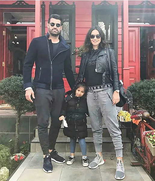 Volkan Demirel'in eşi Zeynep Demirel 10 dakikada 10 bin TL harcadı - 1