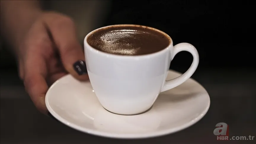 Bol köpüklü Türk kahvesinin sırrı bu tarifte! Duyan mutfağa koşuyor... 3