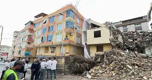 Avcılar’daki yıkımda beton parçası krize neden oldu