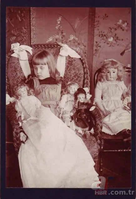 Avrupa'da kan donduran gelenek! Ölülerle fotoğraf çektiriyorlardı 23