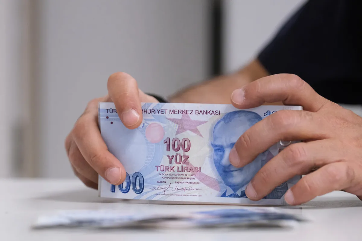 gib-beyanname-sistemi-1-3-agustosta-kismen-kapanacak-1785222752019.jpg GİB, mükellefler ile meslek mensuplarının etkilenmesini azaltmak amacıyla sistem çalışmasını temmuz dönemi beyan sürecinin ilk üç gününe planladı. (Görsel: A Haber Foto Arşiv)