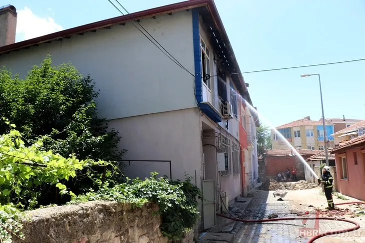 Edirne’de cani evlat vahşeti! Annesi içerdeyken evi yaktı: Gidin söndürün