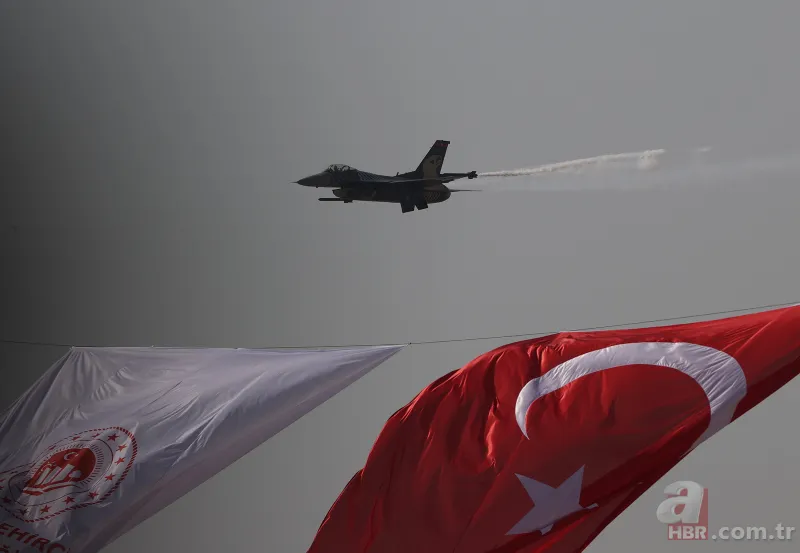 Atatürk Havalimanı Millet Bahçesi'nde İstanbul'un fethinin 569. yılı için dev kutlama! 24