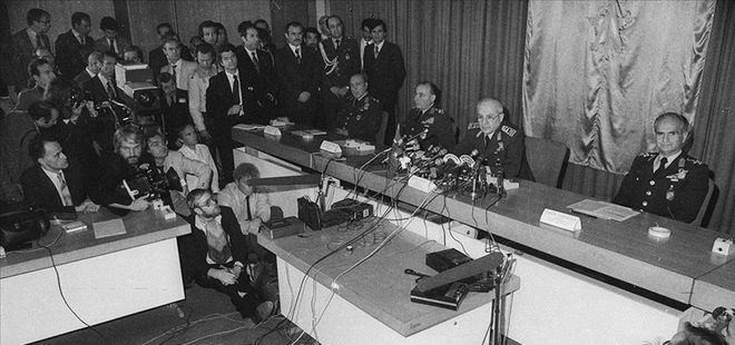 Türkiye demokrasisinin unutulmayan kara lekesi 12 Eylül darbesi... 12 Eylül’de ne oldu? 12 Eylül’de darbe nasıl gerçekleşti?