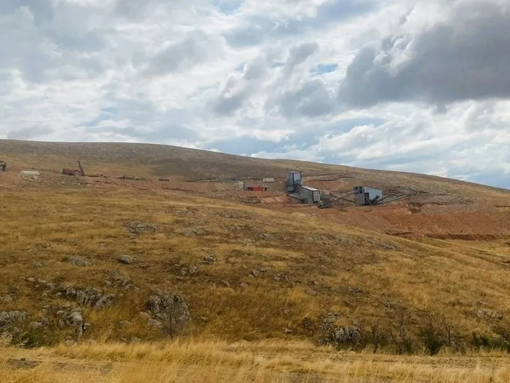 Çivi çakmanın yasak olduğu meraya taş ocağı yaptı! Yavaş’ın son skandalı çileden çıkardı